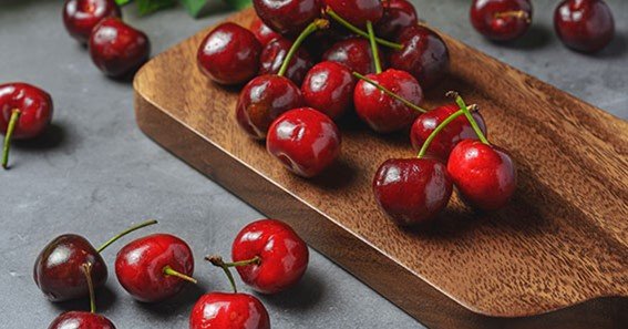 is there vitamin c in cherries