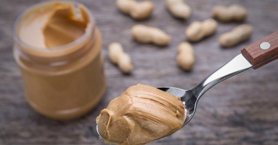 is there vitamin a in peanut butter